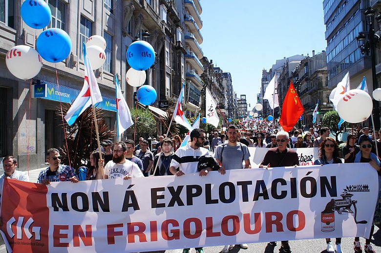2016 05 01 ManifaPrimeiroMaioVigo22.JPG